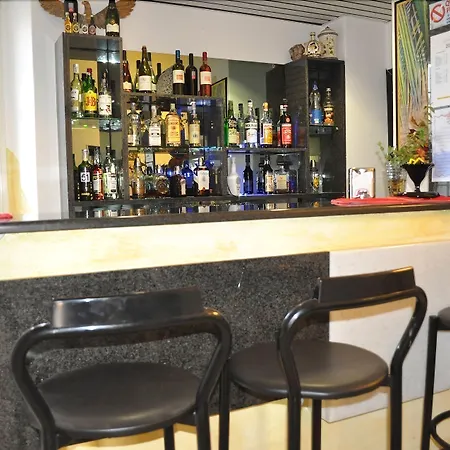 Hotel Nido D'aquila 3*