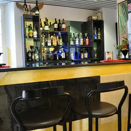 尼多达图依拉酒店 马达莱纳