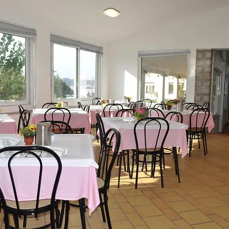 Hotel Nido D'aquila 3*