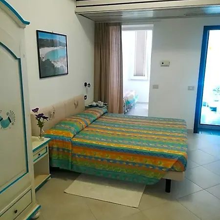 Hotel Nido D'aquila 3*