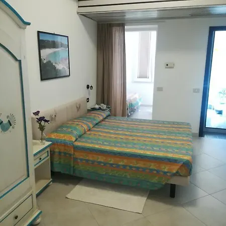 Nido D'aquila 3* La Maddalena (Sassari)